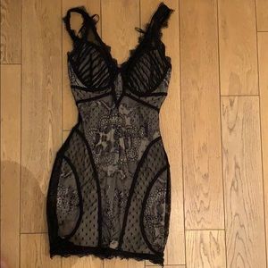 Bebe lace dress